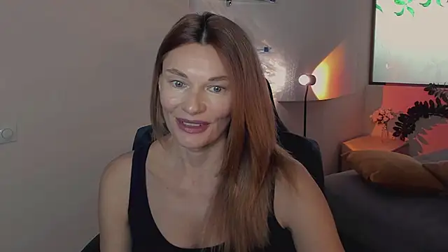Snapshot of MistyBarnes chatting on June 2026 10:10:02 AM MistyBarnes online show from June 2026 10:10:02 AM