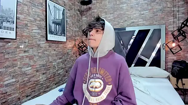 AcidMilo online show from December 2024 12:00:02 PM