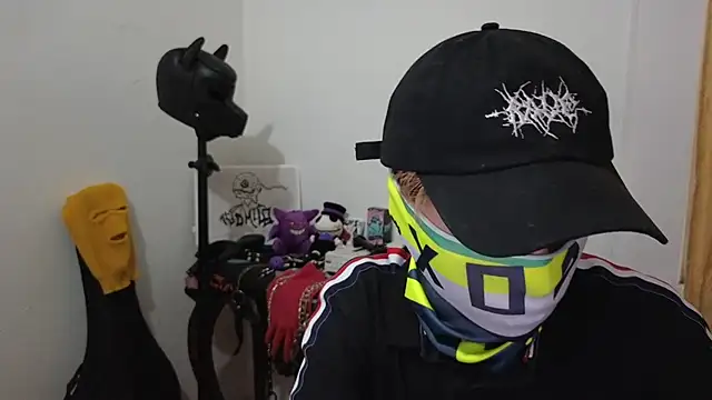 AcidMilo online show from February 2025 10:32:01 PM