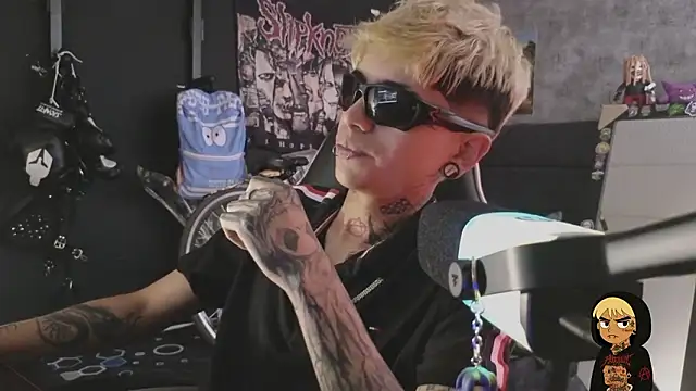 AcidMilo online show from January 2026 07:11:01 PM