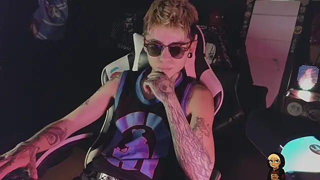 AcidMilo online show from June 2026 02:14:01 AM