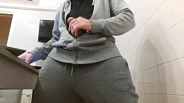 Snapshot of asa92921 chatting on December 2024 05:32:01 PM asa92921 online show from December 2024 05:32:01 PM