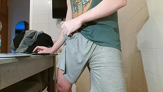 Snapshot of asa92921 chatting on December 2024 10:49:02 AM asa92921 online show from December 2024 10:49:02 AM