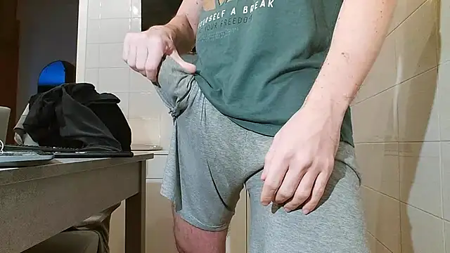 Snapshot of asa92921 chatting on January 2025 08:27:02 AM asa92921 online show from January 2025 08:27:02 AM