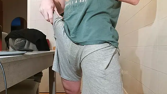 Snapshot of asa92921 chatting on February 2025 03:38:01 PM asa92921 online show from February 2025 03:38:01 PM