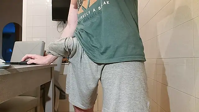 Snapshot of asa92921 chatting on March 2025 04:34:02 PM asa92921 online show from March 2025 04:34:02 PM