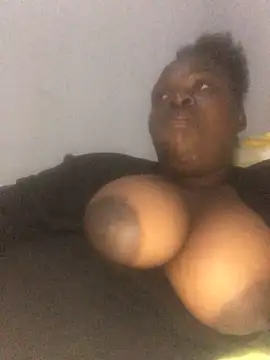 sweett shaley online show from September 2025 05:13:01 PM