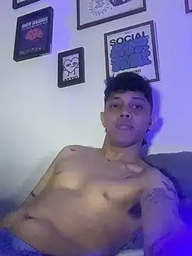 tonysexyboy online show from December 2024 11:53:02 PM