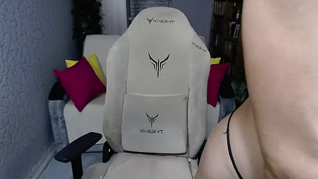 Snapshot of lillit__gold chatting on October 2025 02:26:01 PM lillit gold online show from October 2025 02:26:01 PM