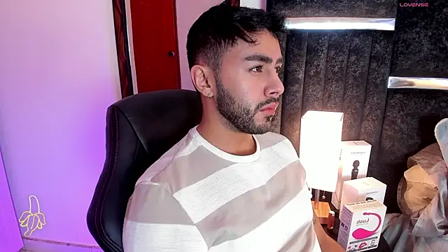 ItsMeEros online show from March 2025 10:21:01 PM