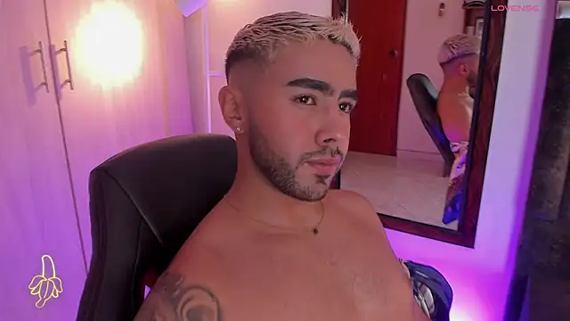 ItsMeEros online show from September 2025 11:08:01 PM