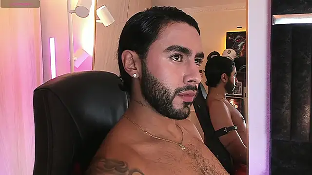 ItsMeEros online show from June 2026 11:05:01 PM