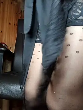 dolcehelena993 online show from January 2025 02:36:01 PM