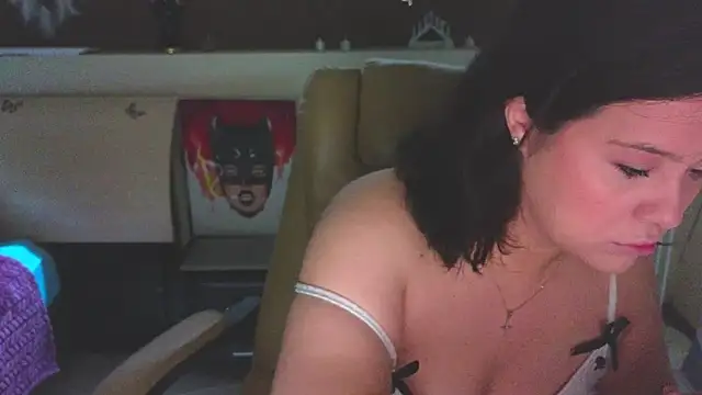 Malika uAngel online show from October 2025 01:39:01 AM