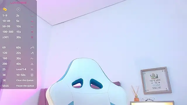 PIA STONE online show from February 2025 07:38:01 PM