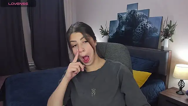 MaryMayson online show from April 2026 12:03:02 PM