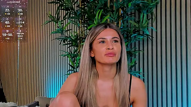 Avril Cyrus online show from February 2025 02:32:01 PM