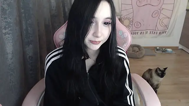 Snapshot of Holy420lolii chatting on February 2025 08:45:02 PM Holy420lolii online show from February 2025 08:45:02 PM