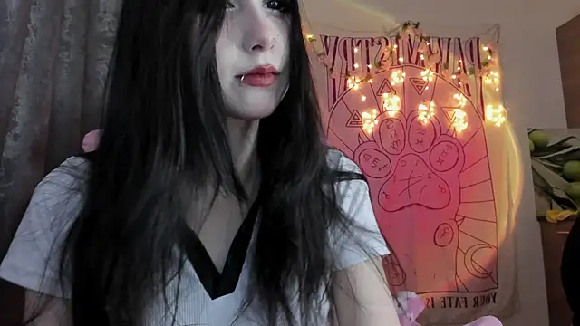 Snapshot of Holy420lolii chatting on March 2025 04:24:02 PM Holy420lolii online show from March 2025 04:24:02 PM