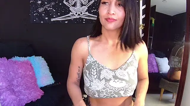 EvangelineCors online show from February 2025 07:05:02 PM