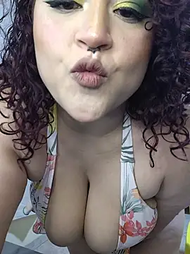 Sarita Summer online show from October 2025 10:44:02 PM