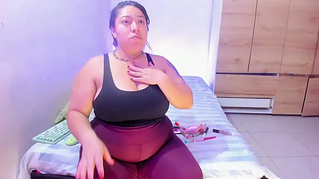 Fierymichef online show from September 2025 06:52:02 PM