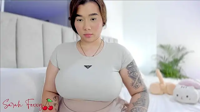 Foxxy222  online show from February 2025 12:57:02 AM