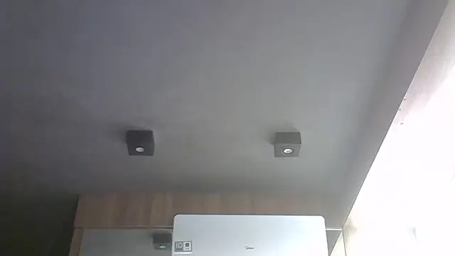 Snapshot of Skinny-Kitten chatting on April 2026 03:32:01 AM Skinny-Kitten online show from April 2026 03:32:01 AM