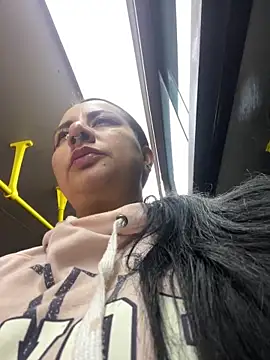 Abril Luv online show from March 2025 12:40:02 AM