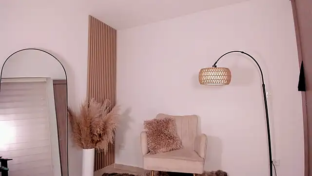 wandathompson  online show from March 2025 02:18:02 PM