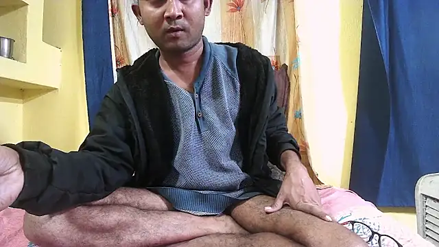 Cute boy2000 online show from December 2024 10:58:01 AM