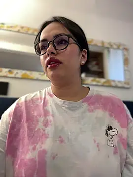 andra rose online show from February 2025 11:00:01 PM