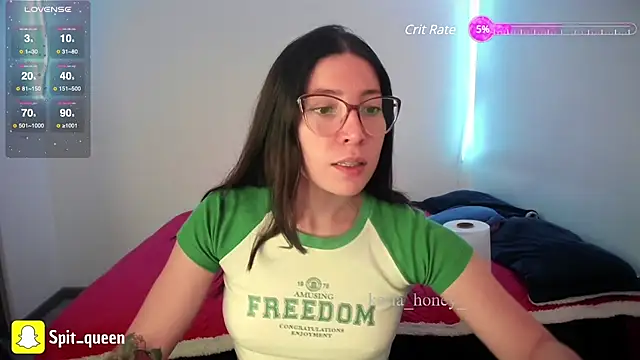 Snapshot of Spit_queen chatting on March 2025 06:37:02 PM Spit queen online show from March 2025 06:37:02 PM