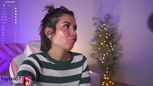 imjess01 online show from December 2024 11:52:02 PM