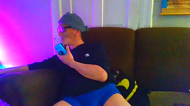 Snapshot of xuan8pssy_ui69 chatting on February 2026 03:07:01 PM xuan8pssy ui69 online show from February 2026 03:07:01 PM