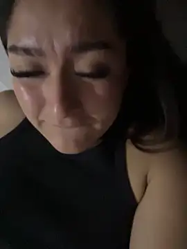 LuceroRm online show from November 2025 05:27:02 AM