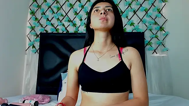 EmmaWilliamss online show from February 2025 04:18:02 PM