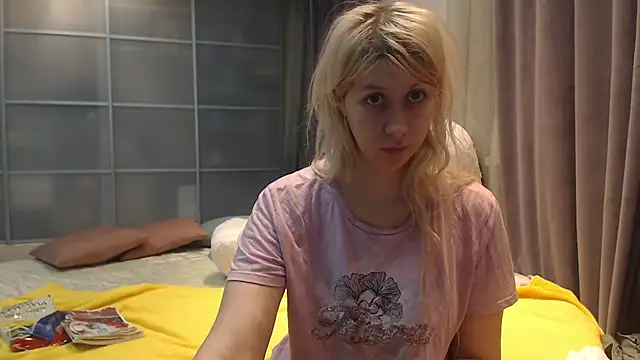 KyliePag online show from February 2025 06:21:01 AM