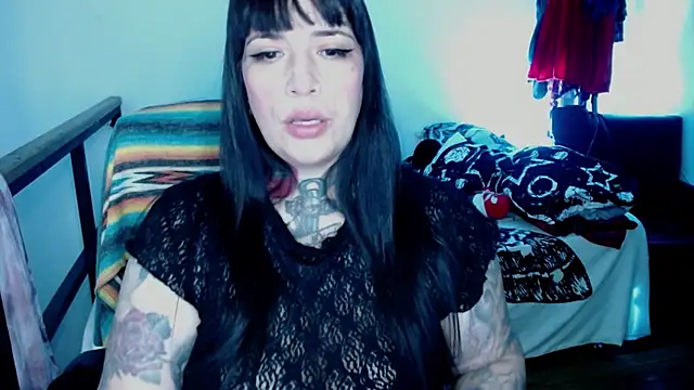 VampGirl1 online show from October 2025 01:25:02 AM