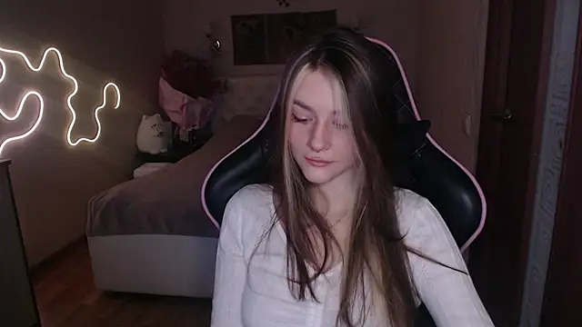 jeann elsaa online show from February 2025 09:08:02 AM