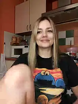 KrissSexi online show from March 2025 08:00:02 PM