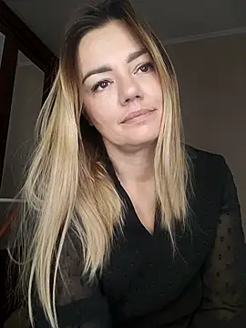 KrissSexi online show from October 2025 05:19:02 AM