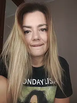 KrissSexi online show from November 2025 08:35:01 AM