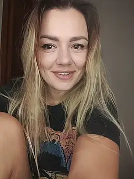 KrissSexi online show from December 2025 06:43:02 AM