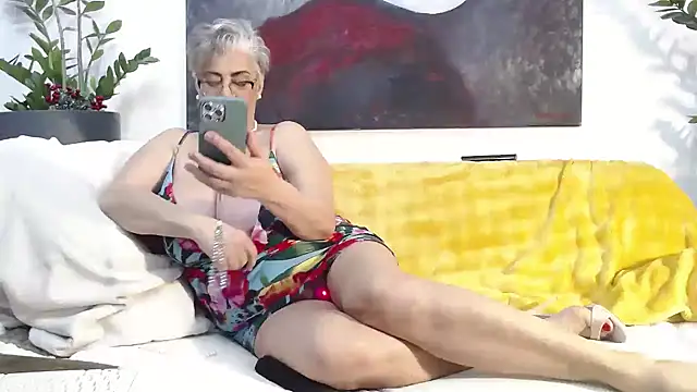 QueenfeeKaterina online show from January 2026 02:36:02 AM