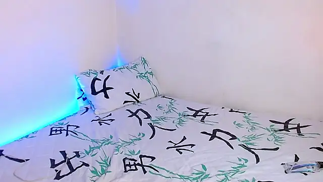 Mehottie29 online show from September 2025 04:06:01 AM