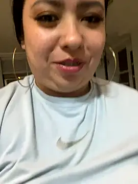 Snapshot of KimyTekashi_ chatting on October 2025 05:52:01 AM KimyTekashi online show from October 2025 05:52:01 AM