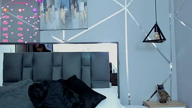 ZiaCalifa online show from January 2025 11:00:02 AM