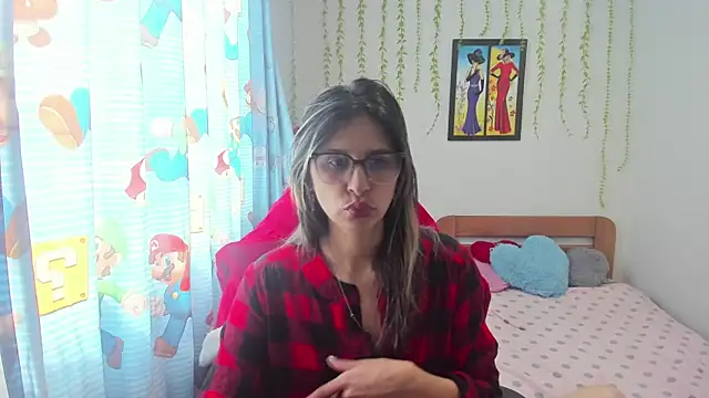 lauren ashlee online show from October 2025 01:30:01 PM