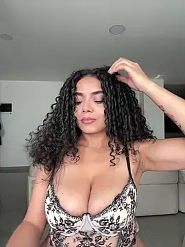 Mariecurl online show from March 2026 08:25:02 PM